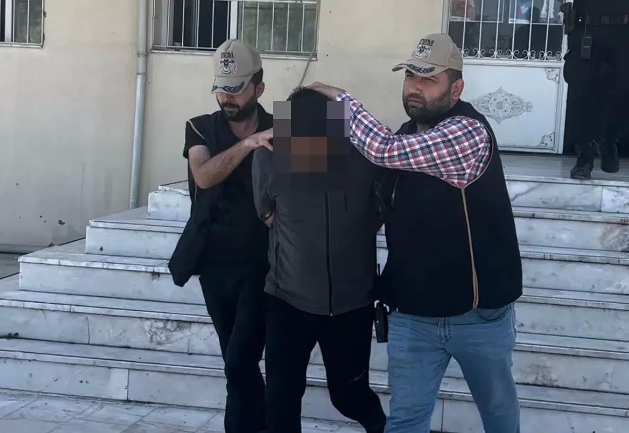 Polise Toplumsal Medyadan Meydan Okudu, Soluğu Karakolda Aldı