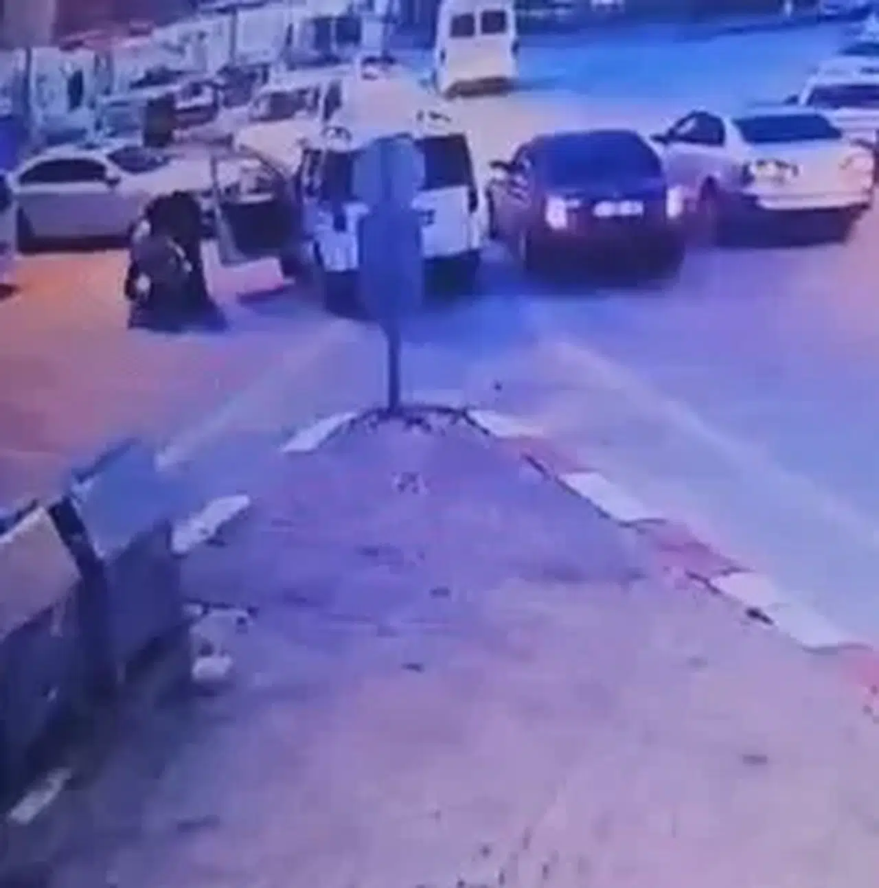 Trafikte Çıkan Yol Verme Hengamesi Kanlı Bitti: 3 Yaralı