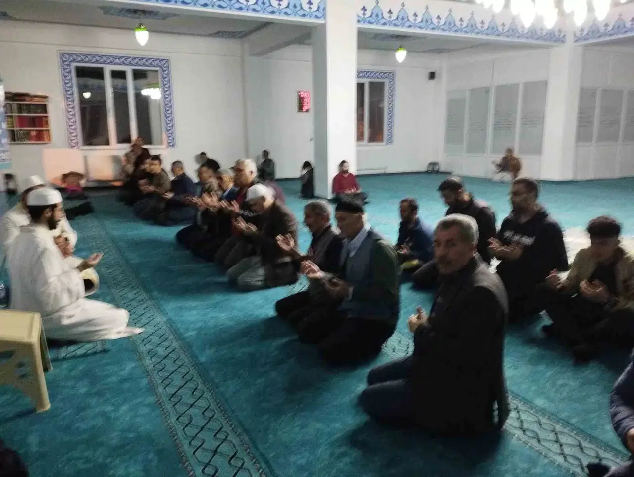 Varto’da Kadir Gecesi Dualarla İdrak Edildi