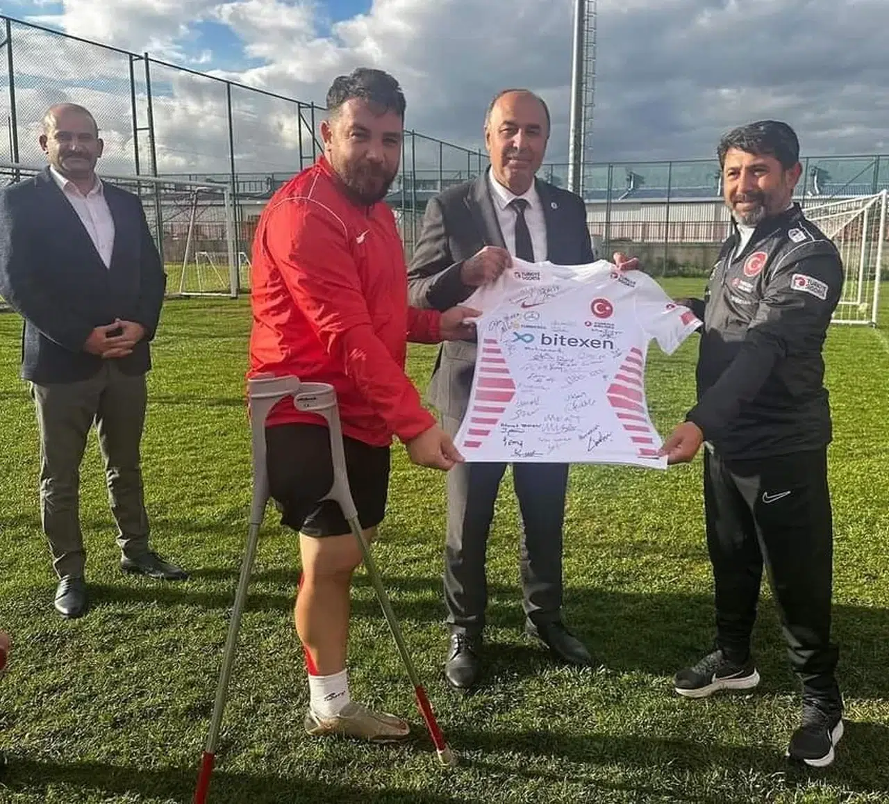 Alaca’dan Milli Takıma ve Çorum FK’ye Destek Ziyareti