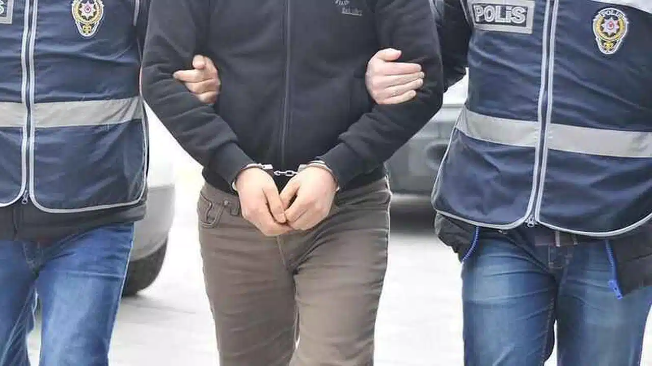 Hastanede Doktor ve Sağlık Çalışanlarına Saldırdı, Mahkeme Acımadı