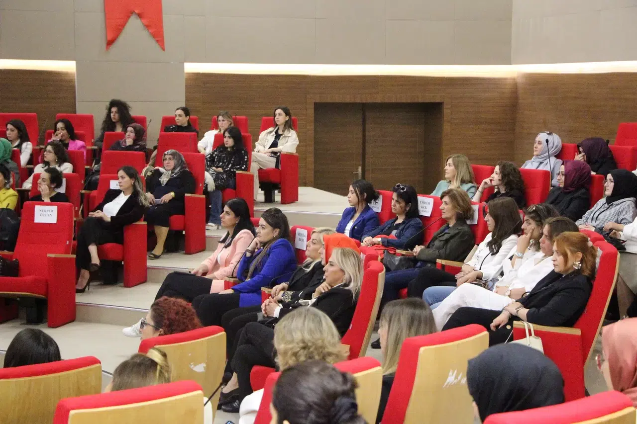 Kadın Girişimciler Başarı Hikayelerini Anlattı