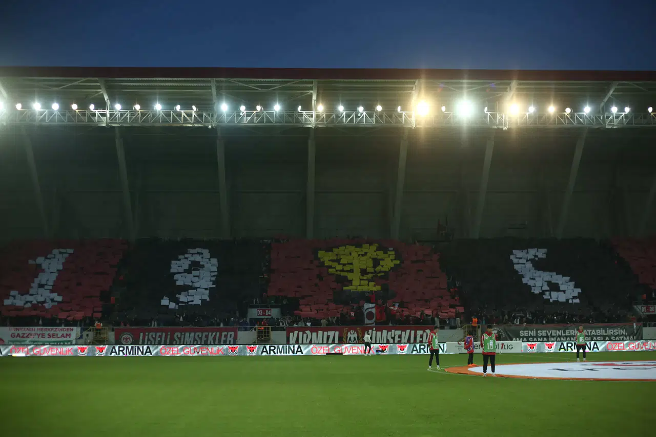 Tribünlerde Kupa Koreografisi