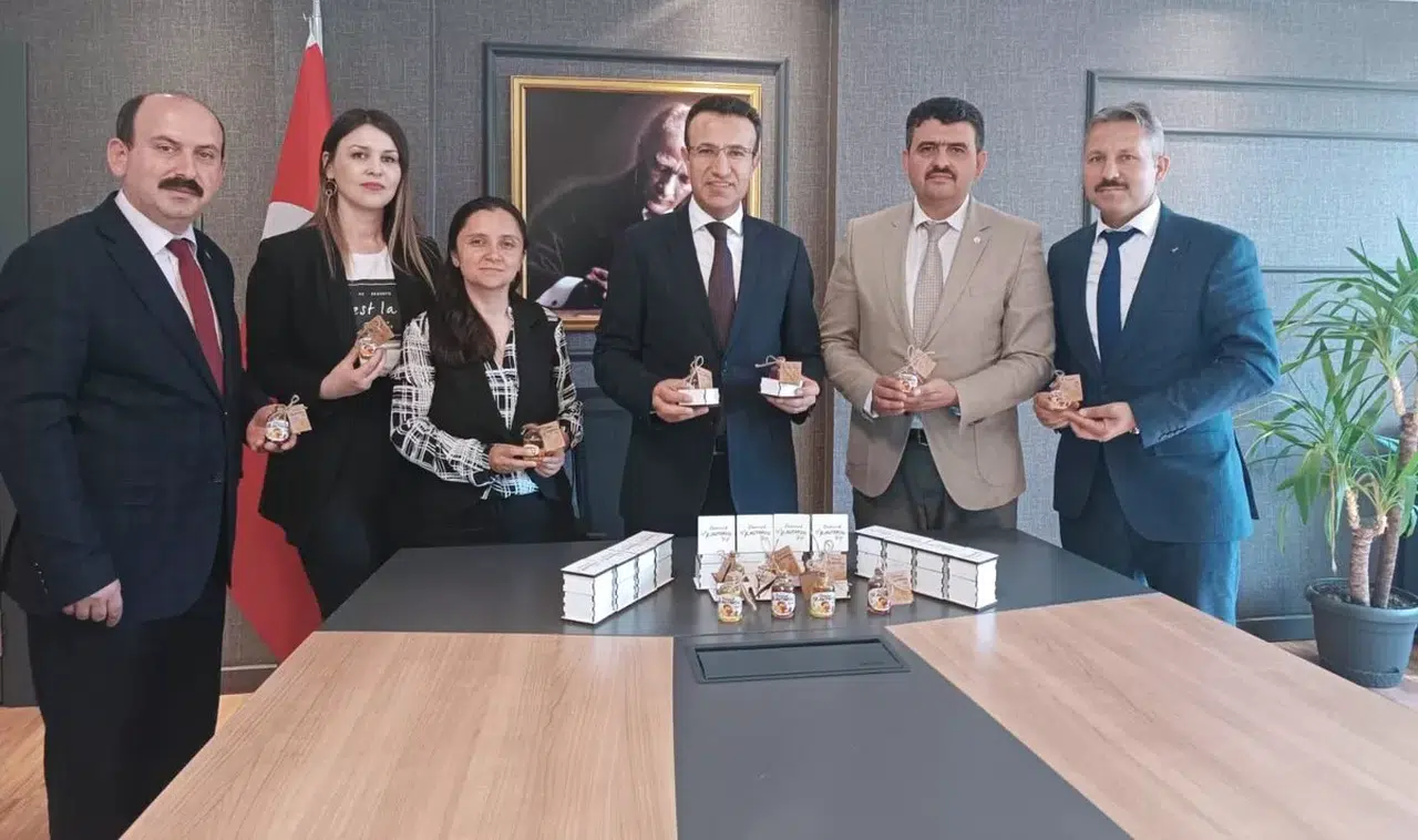 Zeytinyağı ve Sarı Kantaron Yağı İlçe Ekonomisine Katkı Sağlayacak