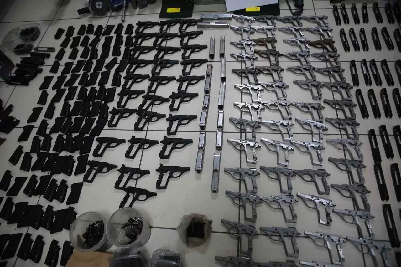 Batman’da Yasa Dışı Silah Ticaretine Yönelik “Mercek-18?? Operasyonundan 121 Ruhsatsız Tabanca Ele Geçirildi, 4 Kuşkulu İse Yakalandı