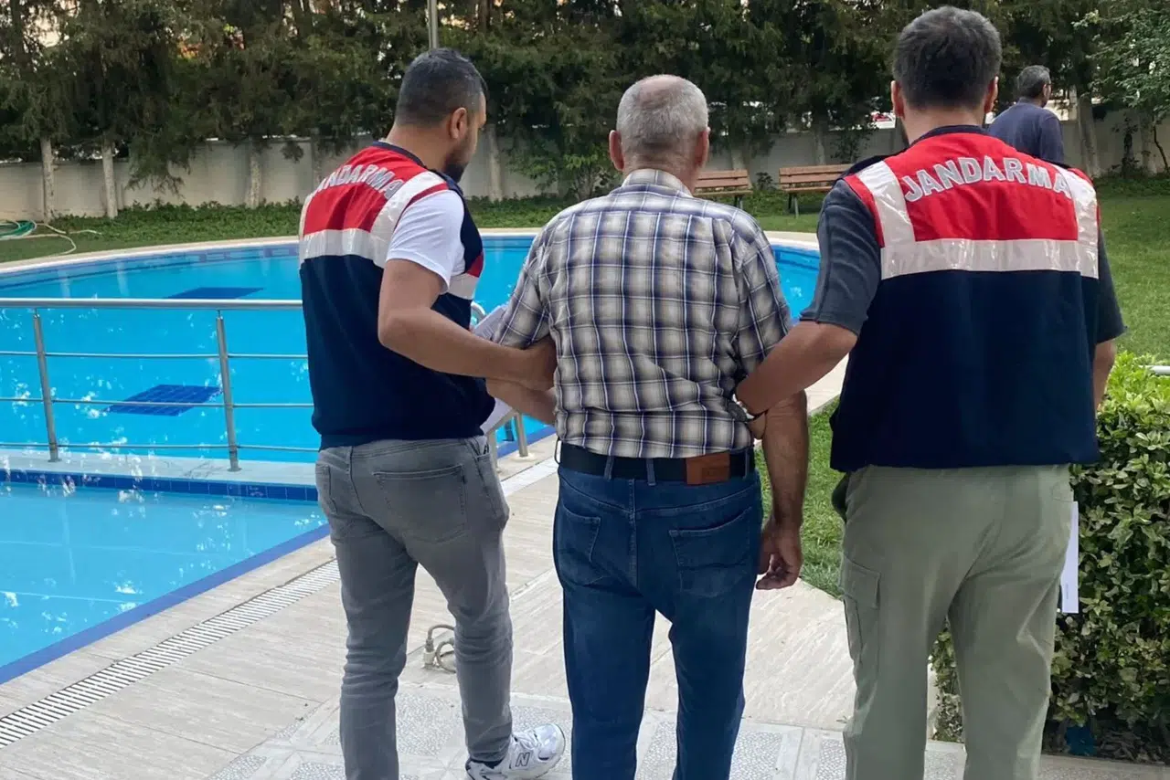 Dhkp-C ve Mlkp Terör Örgütlerine İzmir Merkezli Operasyon: 30 Gözaltı