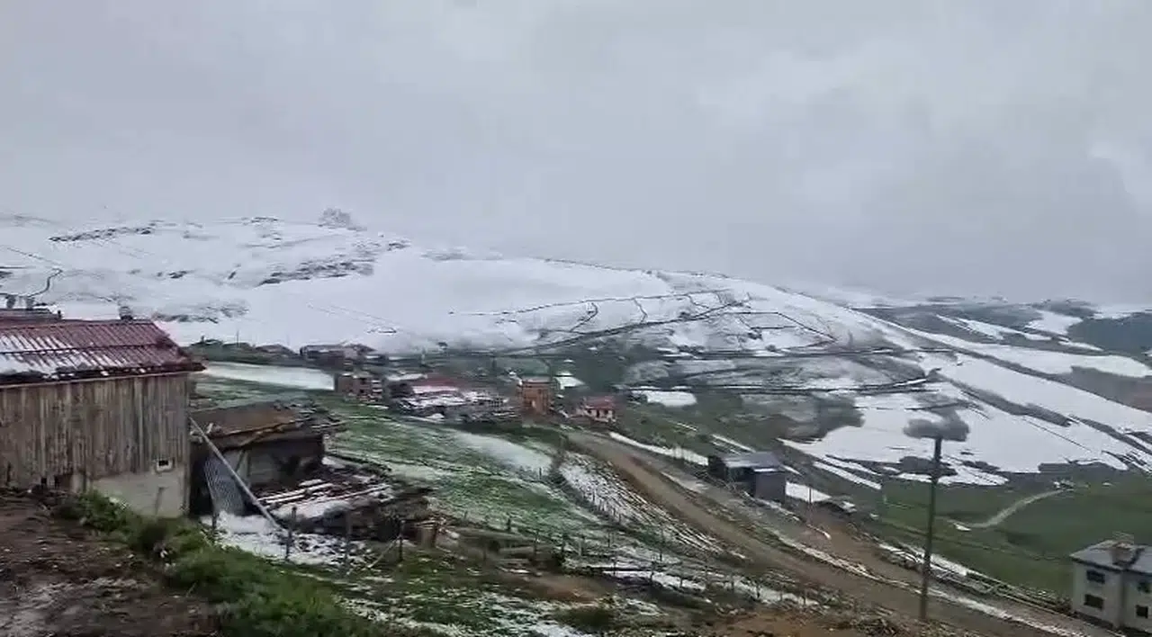Doğu Karadeniz Yaylalarında Kış Geri Döndü
