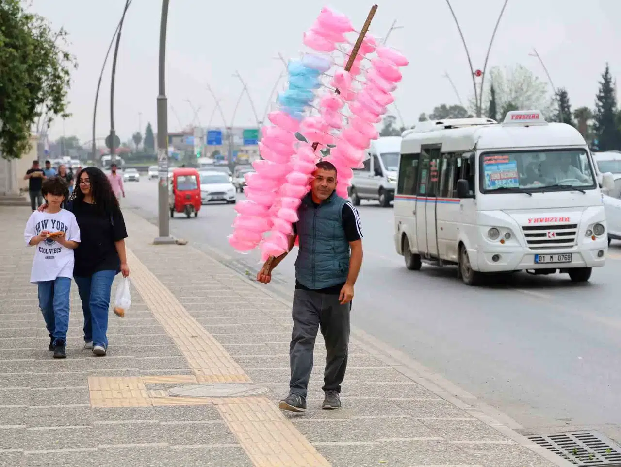 Emekçiler 1 Mayıs’ta da Çalışıyor