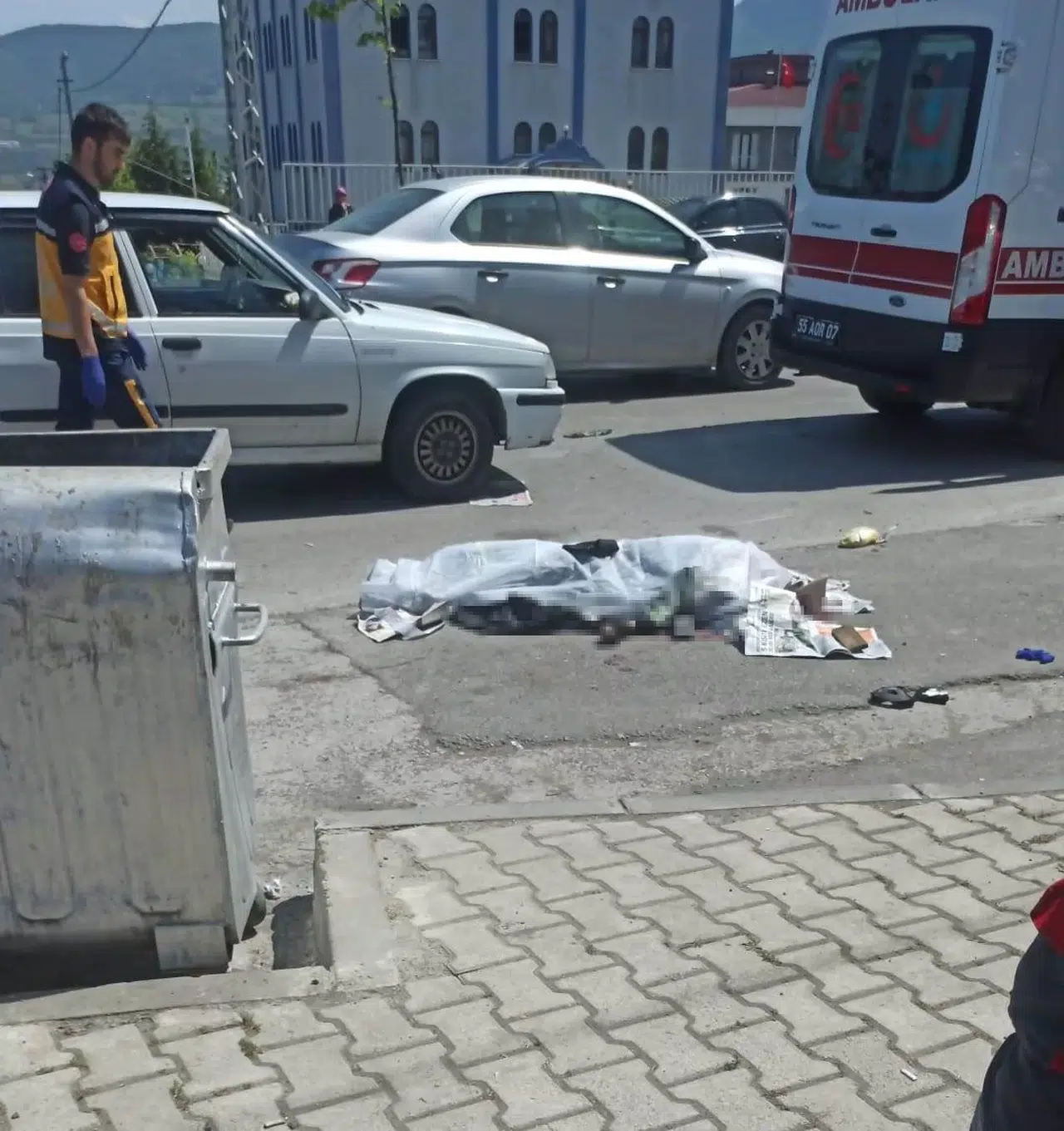 Kaza Yapan Motokurye Hayatını Kaybetti