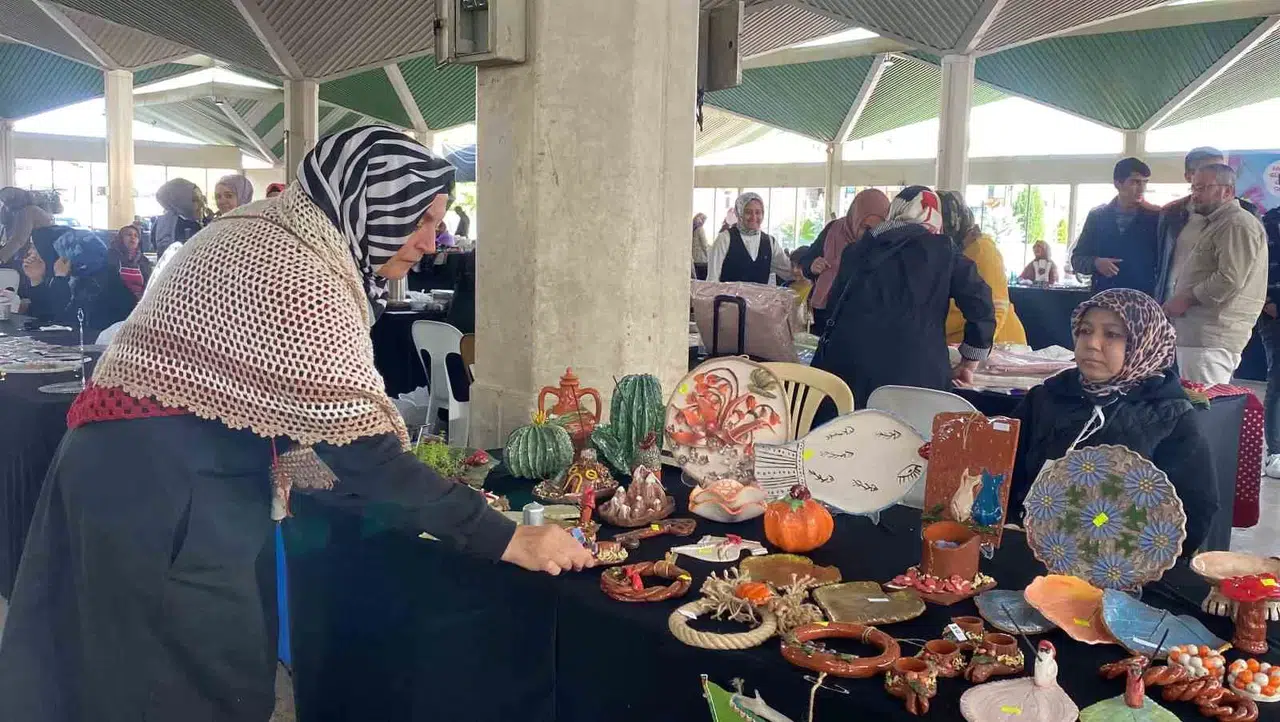 Konyalı Anneler, Anneler Günü Hasebiyle Tezgah Başına Geçti