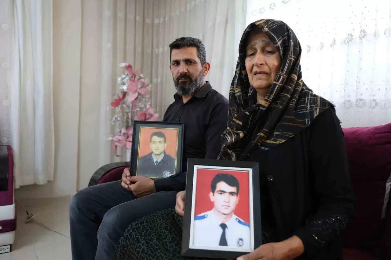 Leman Anne, 20 Yıl Evvel Sırra Kadem Basan Evladından Gelecek Umutlu Haberi Yıllardır Bekliyor