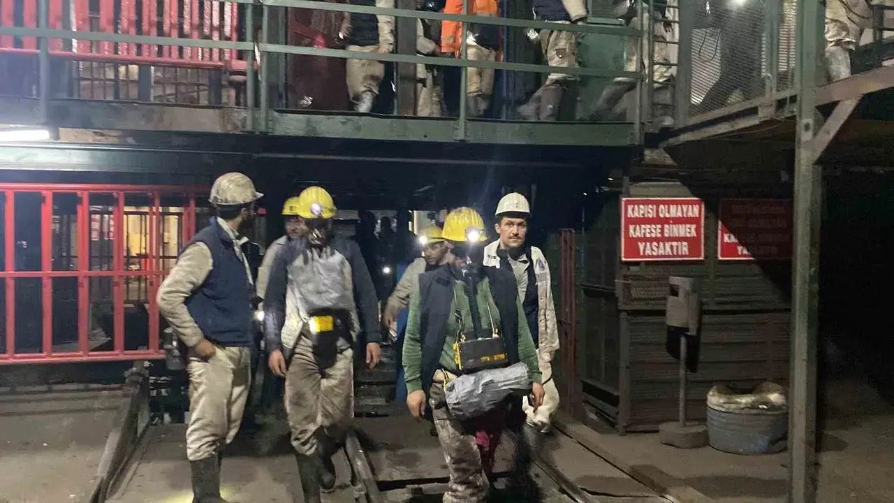 Maden Personelleri Siren Sesleriyle Yangın Tatbikatı Yaptı