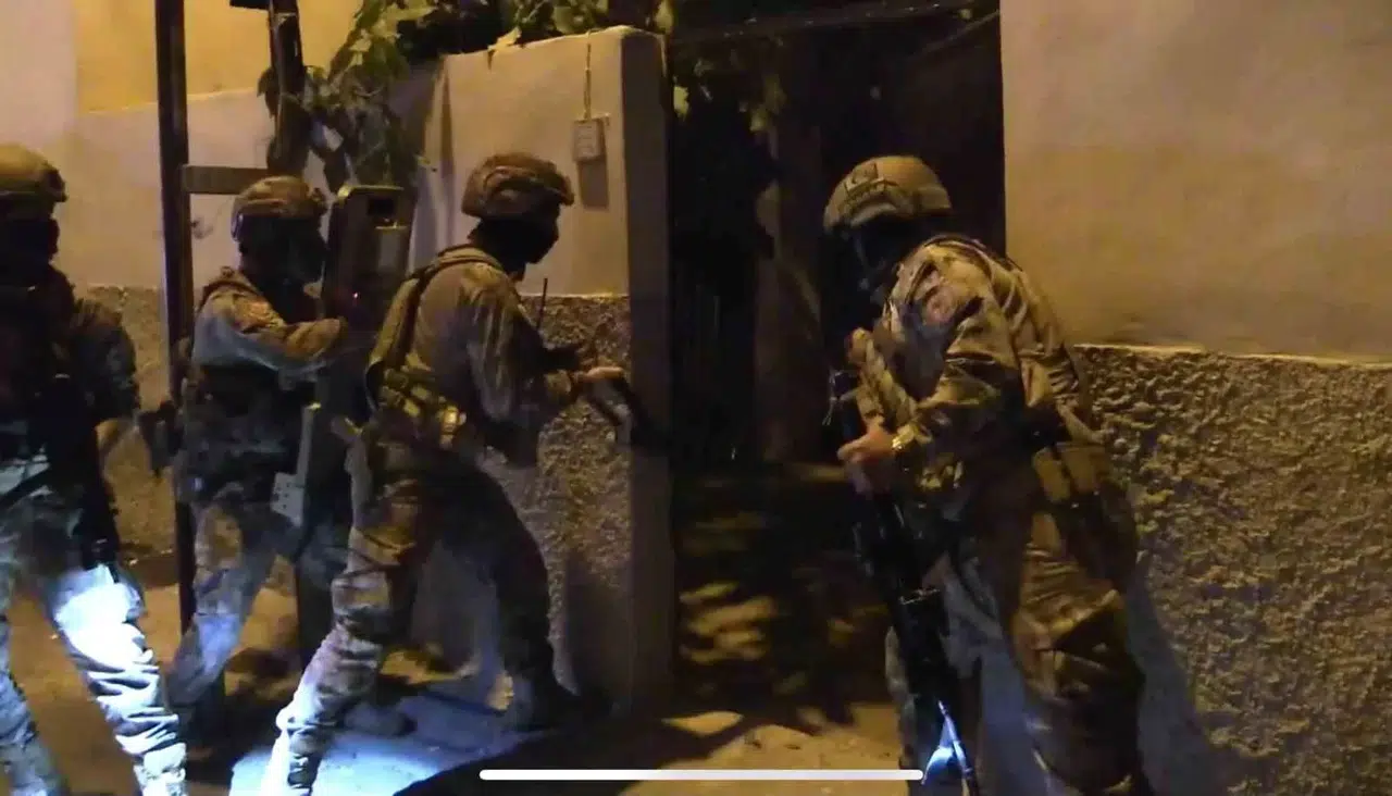 Mersin’de Silah Kaçakçılarına İkili Operasyon