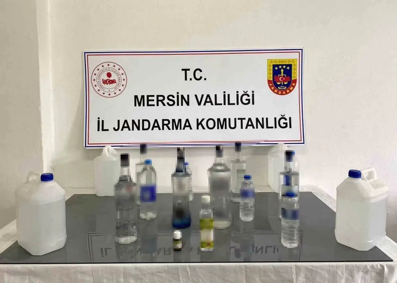 Mersin’de Uydurma İçki Üreten Şahıs Yakalandı