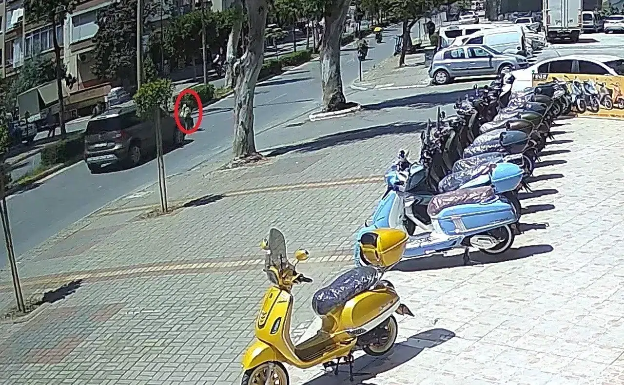 Okuldan El Ele Çıkan Kardeşleri Kaza Ayırdı