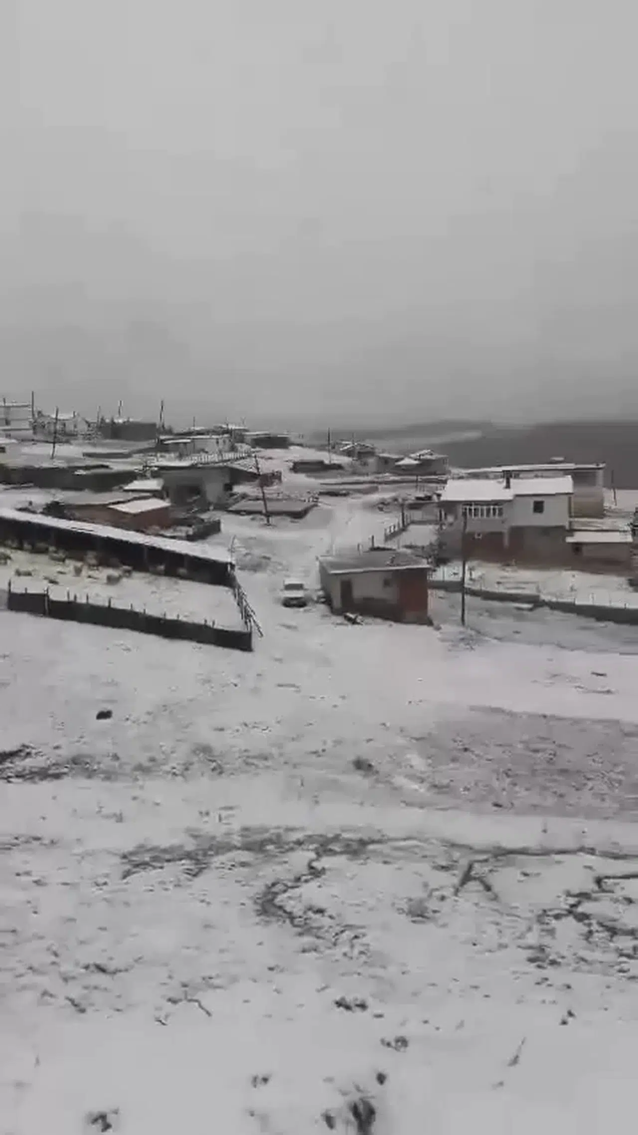 Tokat’ta Mayıs Karı Yaylayı Beyaza Bürüdü