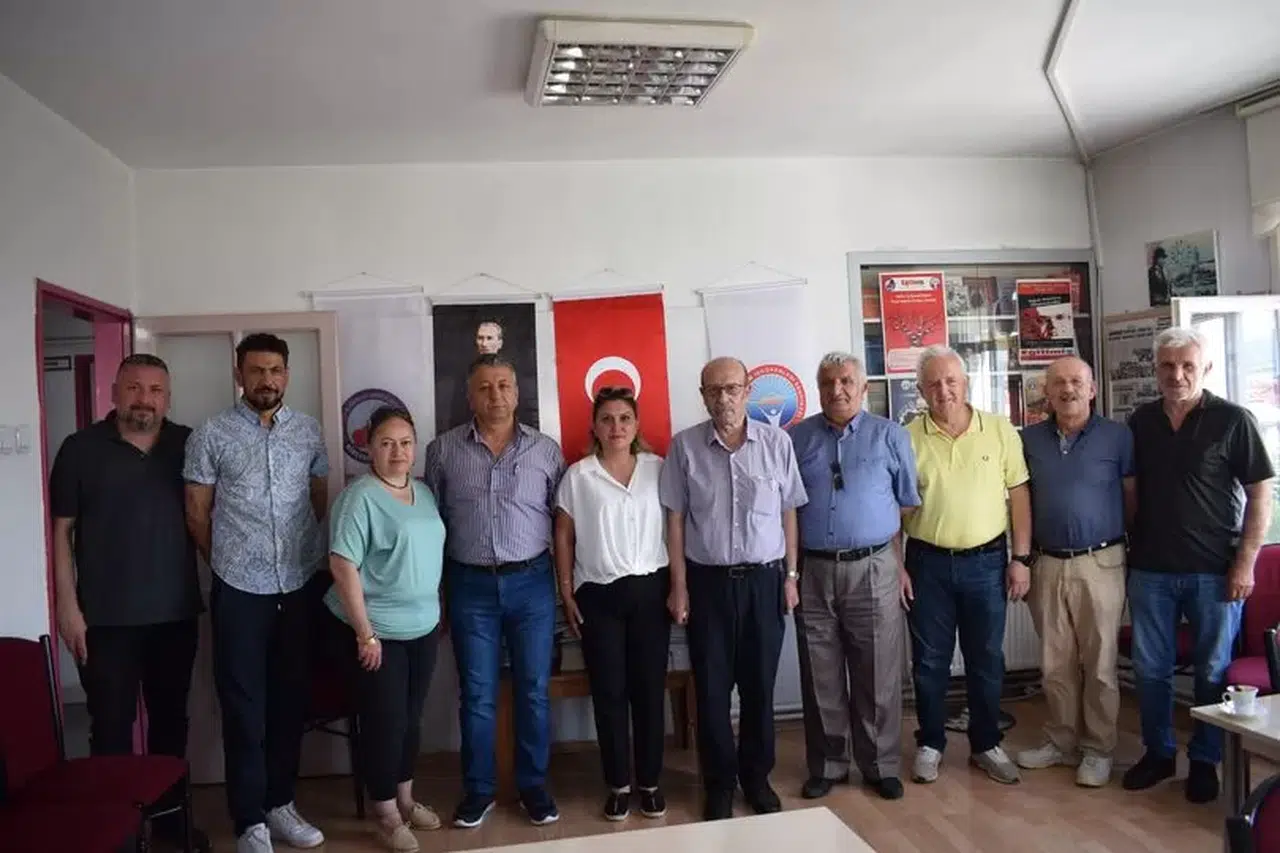 ADD’den Eğitim-İş’in Yeni Yönetimine Ziyaret
