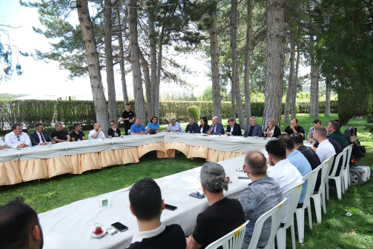 AK Parti’de İstişare Toplantısı