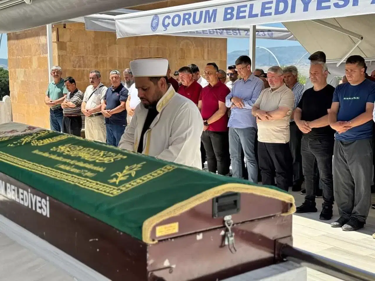 Fatma Sadeçolak Son Yolculuğuna Uğurlandı