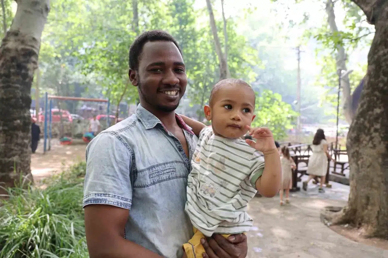 Adana Sıcaklarına Afrikalılar Bile Hayret Etti
