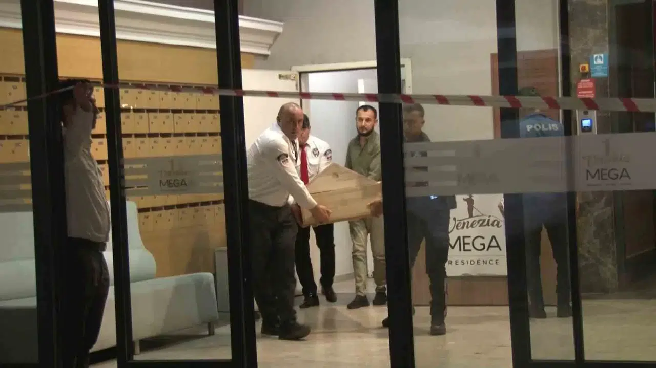 Asansör Boşluğuna Düşen Yaşlı Adam Hayatını Kaybetti