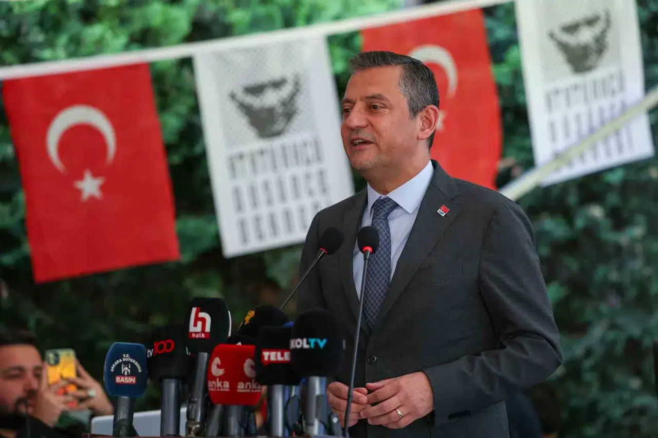 CHP Lideri Özel: "Türkiye’yi Yönetme Vakti Dedirtecek ve Ellerindeki Anahtar Önümüzdeki Devir CHP İktidarının Anahtarıdır"
