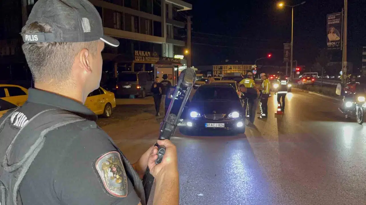 Düzce’de Bayram Müddetince 244 Araç Denetlendi