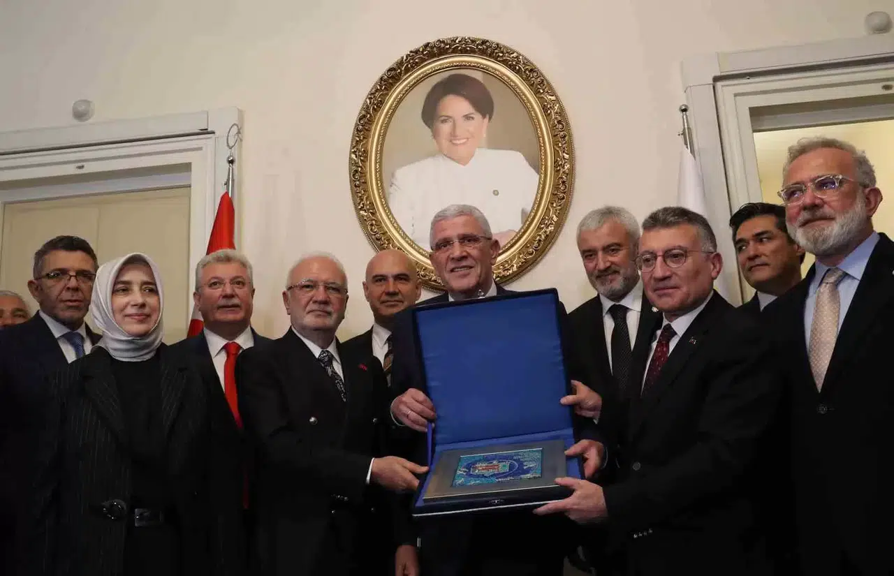 İYİ PARTİ Genel Lideri Dervişoğlu: “(Sokak Hayvanları) Ortak Aklı Devreye Sokup Ortak Bir Tahlil Bulunması Lazım”