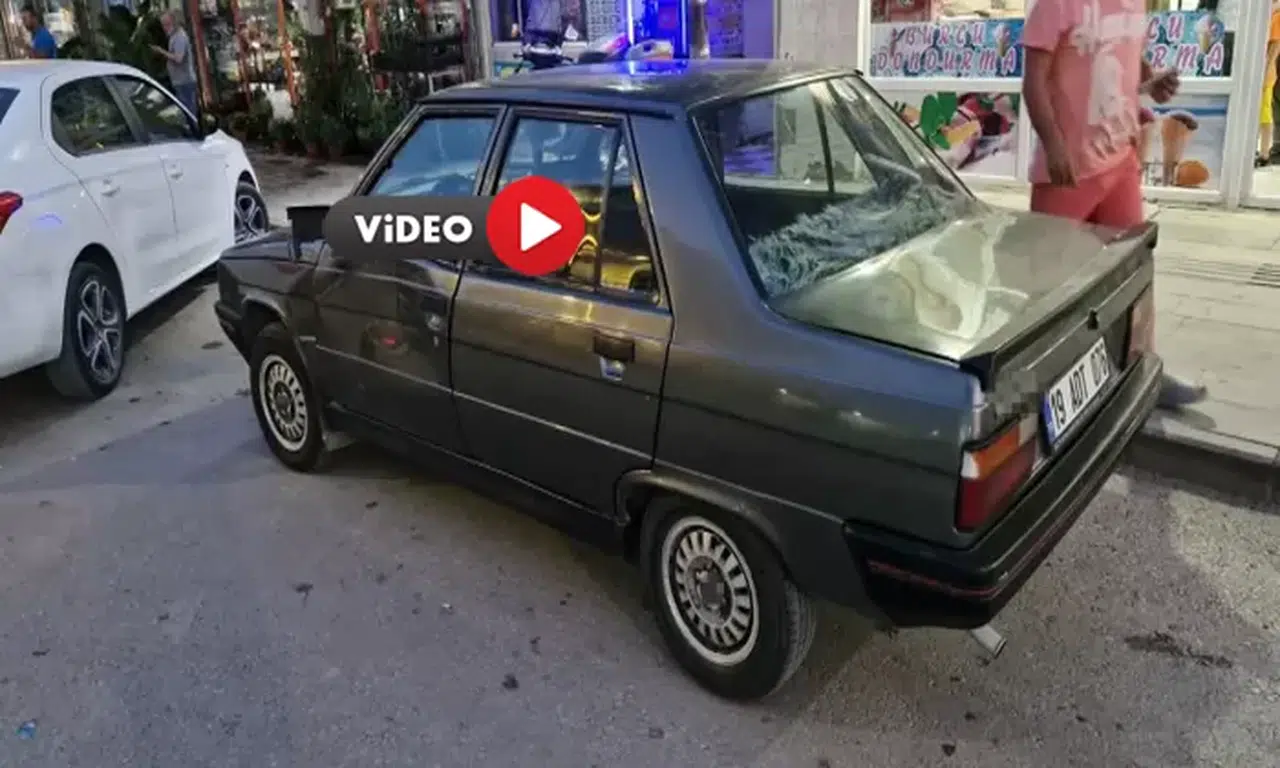 Otomobile Çarpan Motosikletli Yaralandı