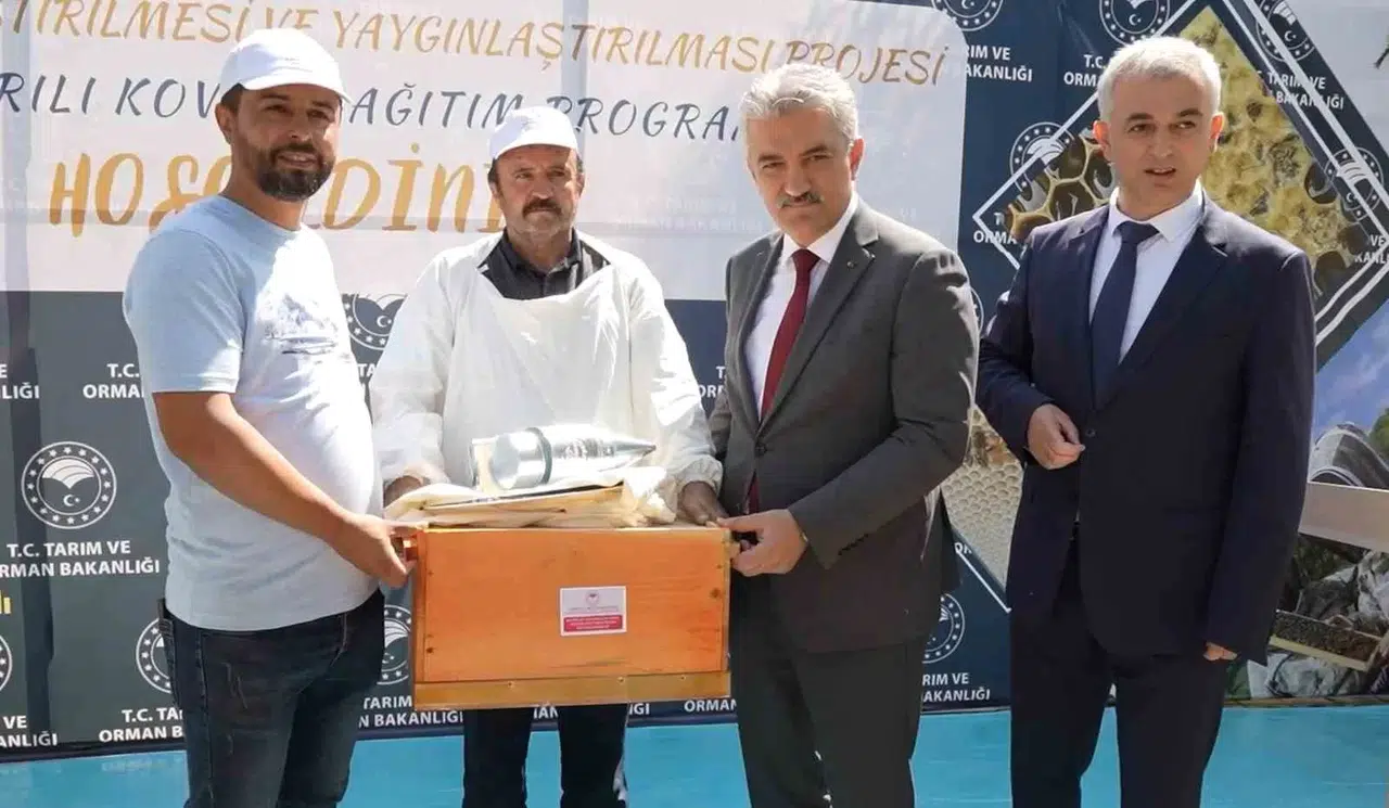 Kırıkkale’de Arıcılığa Büyük Dayanak: 57 Üreticiye Yüzde 50 Hibe ile Ekipman Dağıtıldı