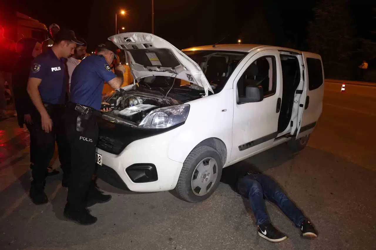 Uygulama Noktasına Kusurlu Şoför Değil, Aracının Motoruna Kedi Kaçan Şoför Geldi