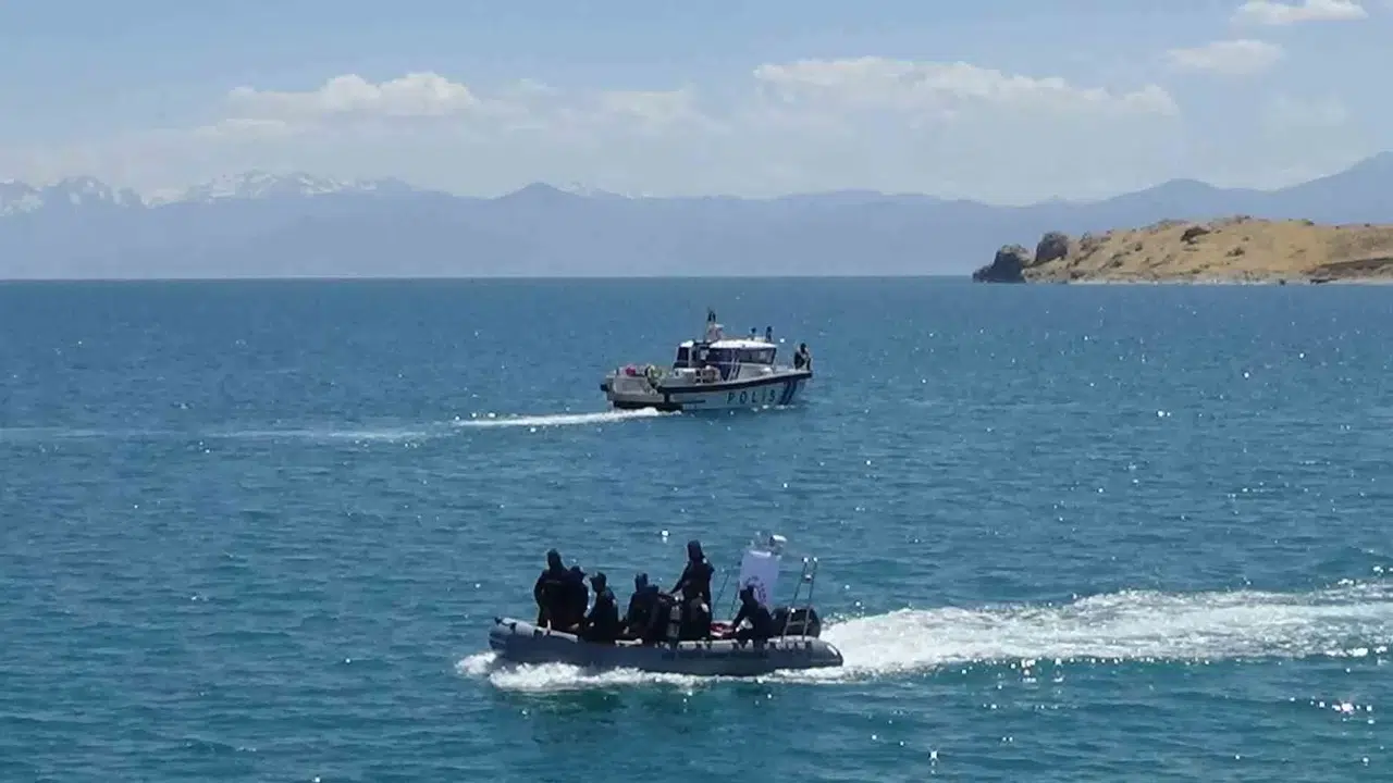 Van Gölü’nde Kaybolan Şahısı Arama Çalışmalarında 7’nci Gün