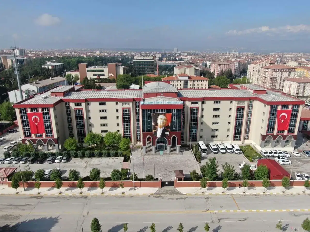 15 Şahıs Yakalandı, Beş Kayıp Bulundu
