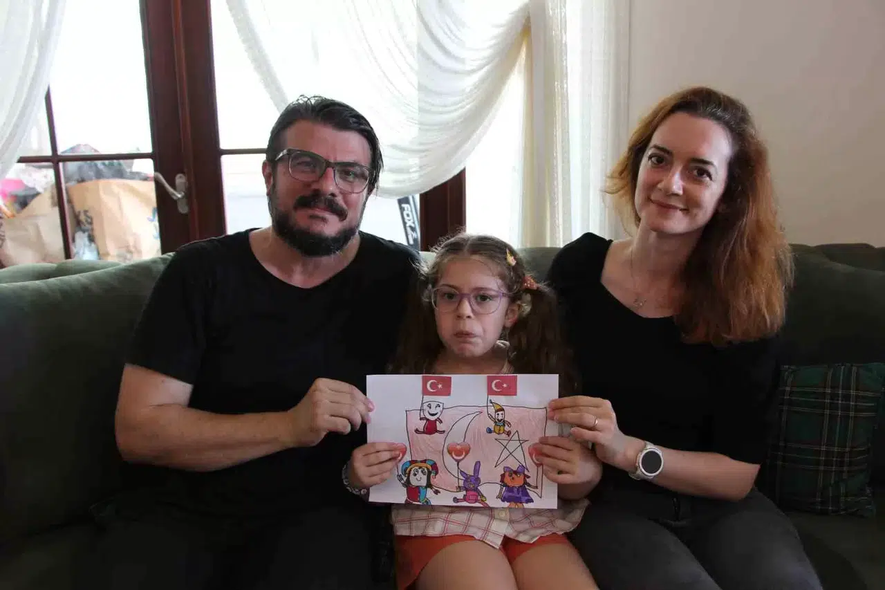6 Yaşındaki Meryem’in Fotoğraf Yeteneği Ressamlara Taş Çıkartıyor