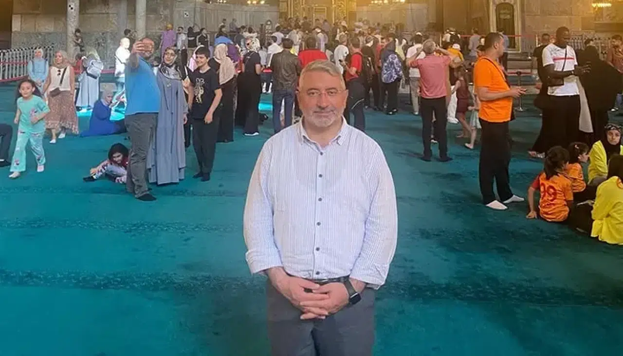 Ahlatcı ve Aşgın’dan Ayasofya Paylaşımı
