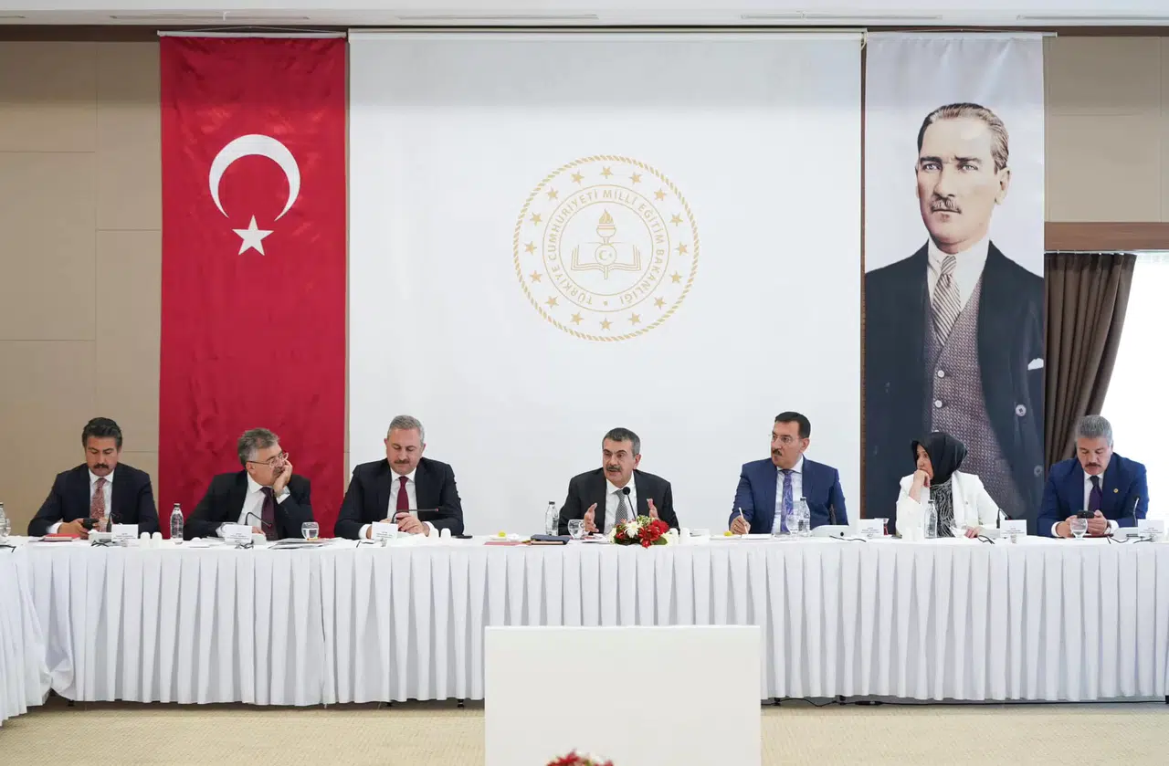 Milletvekili Ahlatcı’dan Bakanlık Ziyaretleri