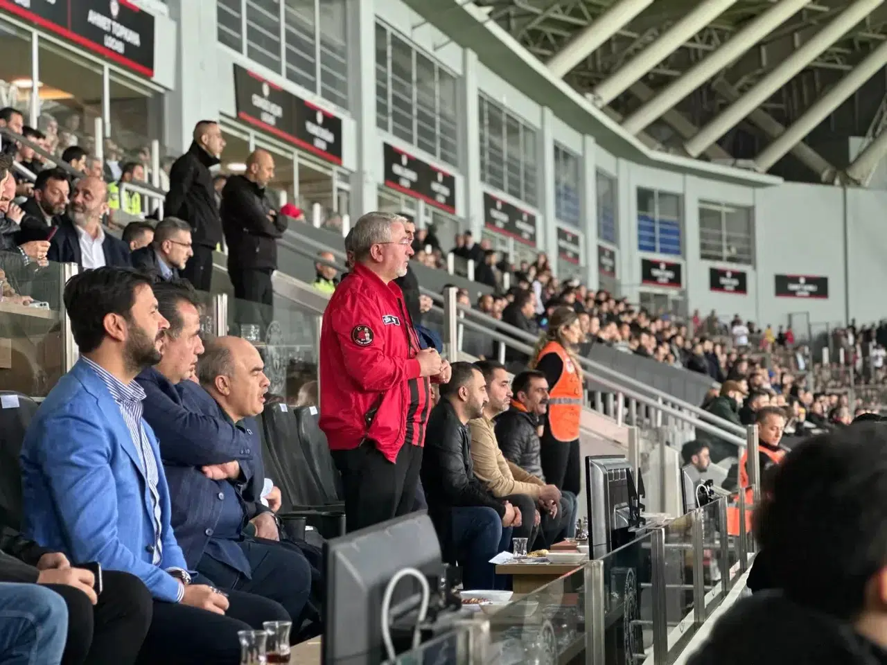 “Kulübümüzü Yalnız Bırakmayalım”