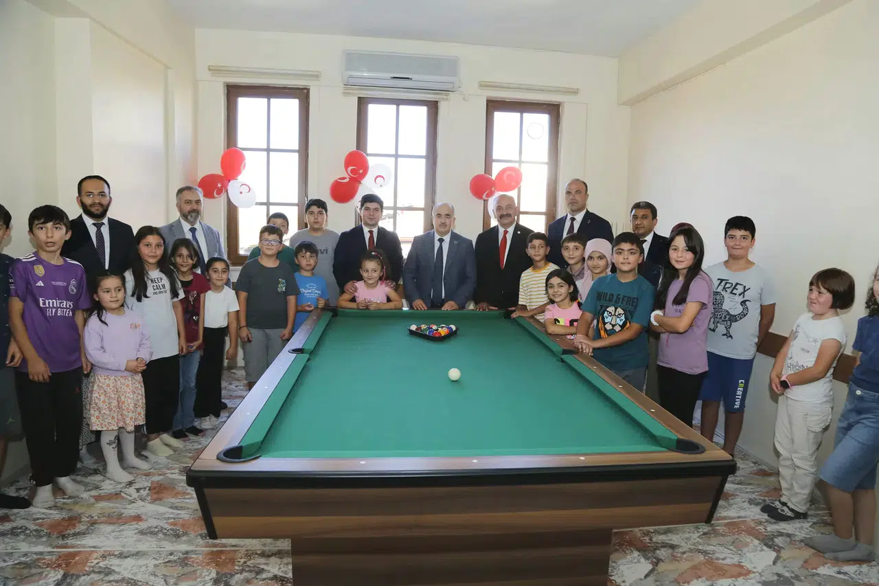 Ortaköy’de Diyanet Gençlik Merkezi Açıldı