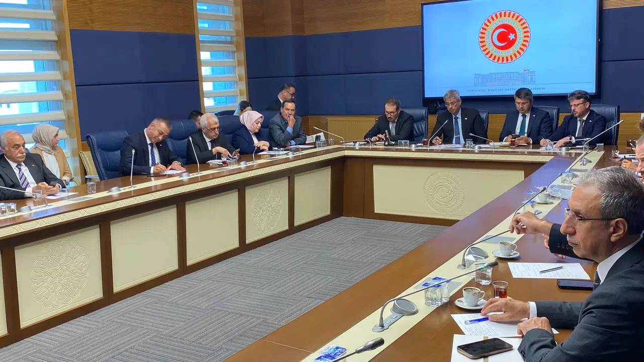 Tahtasız, Sorunları Bakana Anlattı