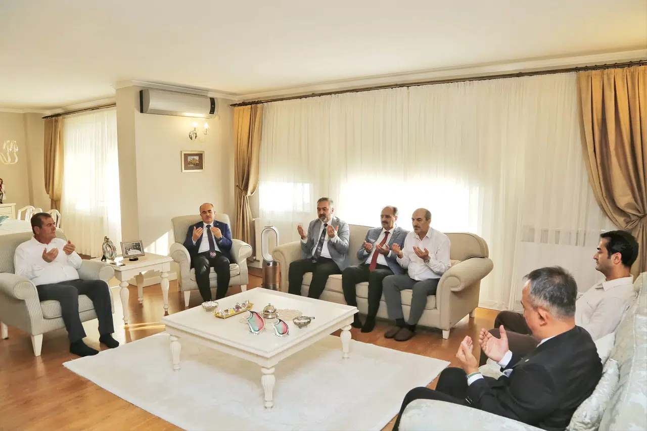 Vali Dağlı, Taziye Ziyareti