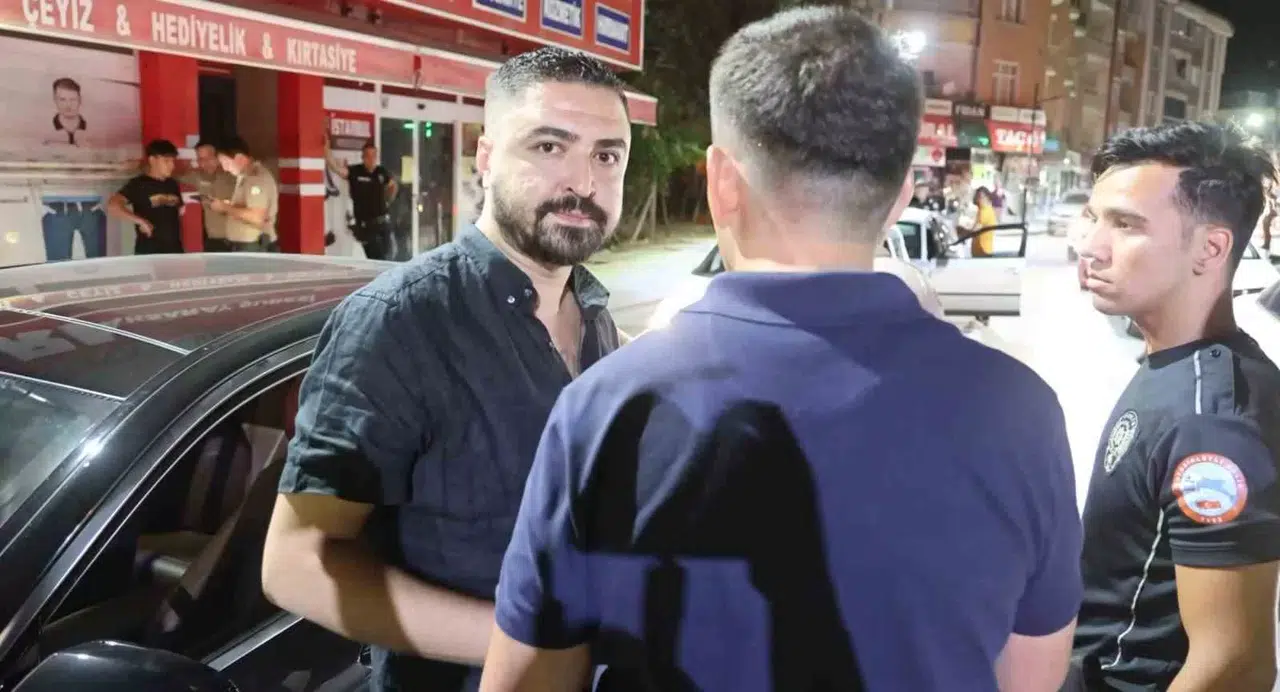 Alkollü Şoför, “Senin Misyonun Bu Değil” Diyerek Gazetecinin Üzerine Yürüdü