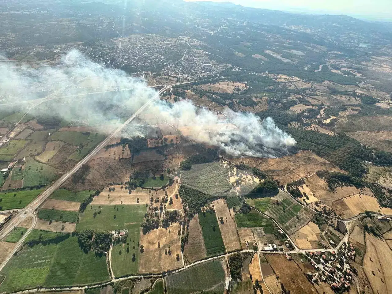 Ayvacık’taki Orman Yangını Denetim Altına Alındı