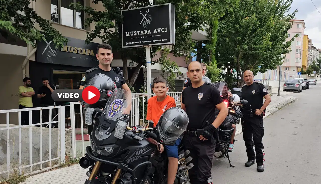 Yunus Ekipleri, Polis Olmak İsteyen Çınar’ı Mutlu Etti