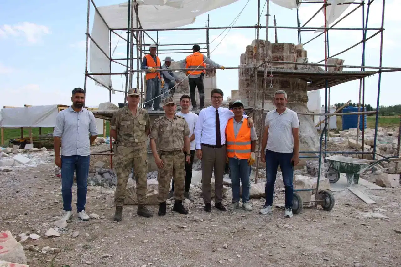 Erciş’te 2011 Van Sarsıntısında Hasar Gören Kümbette Onarım Çalışması Devam Ediyor
