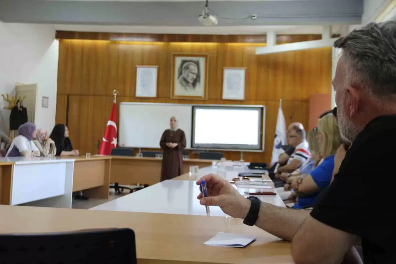 Eskişehir Valiliği Kamuda ’Engeli’ Çalışanına Eğitim Vererek Kaldırıyor