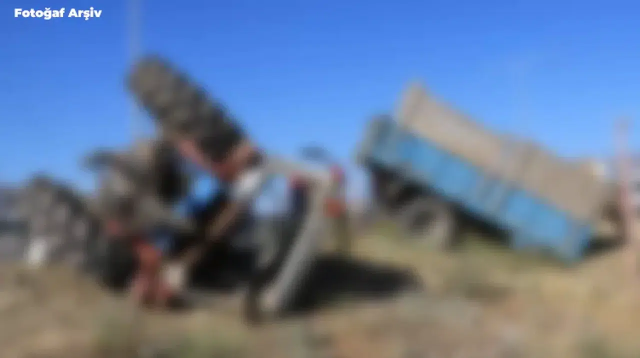 Traktörün Altında Kalan Çocuk Hayatını Kaybetti