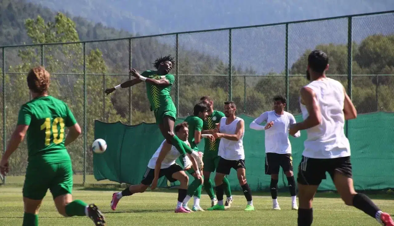 Esenler Erokspor, Şanlıurfaspor’u Yendi