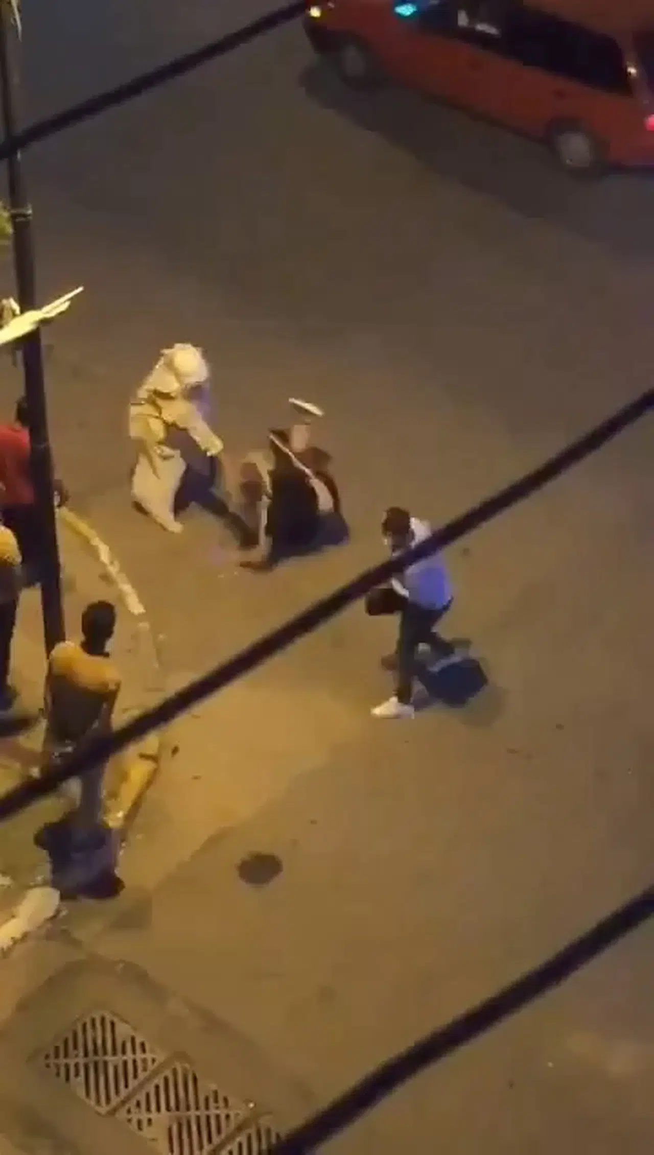 Pendik’te Bayanların Arbedesi Kamerada