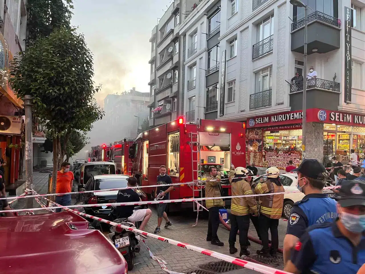 Zeytinburnu’nda Bir Çanta İmalathanesinde Yangın