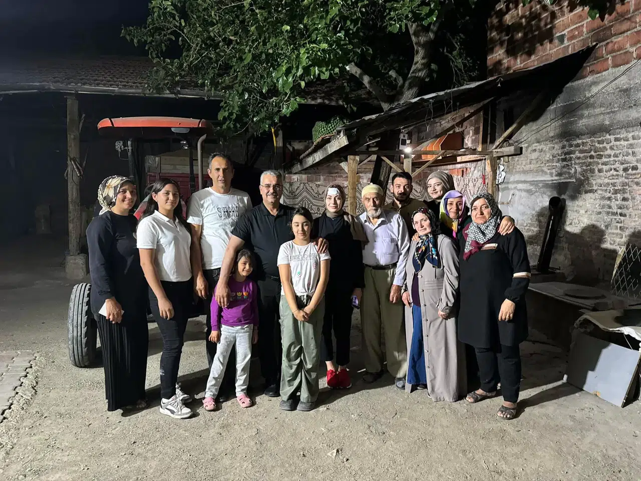Ahlatcı, Hamamlıçay Köyü’nde İlgiyle Karşılandı
